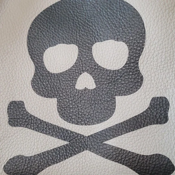 BOTKIER HTF Rare Skull and Crossbones Tote - Picture 2 of 14